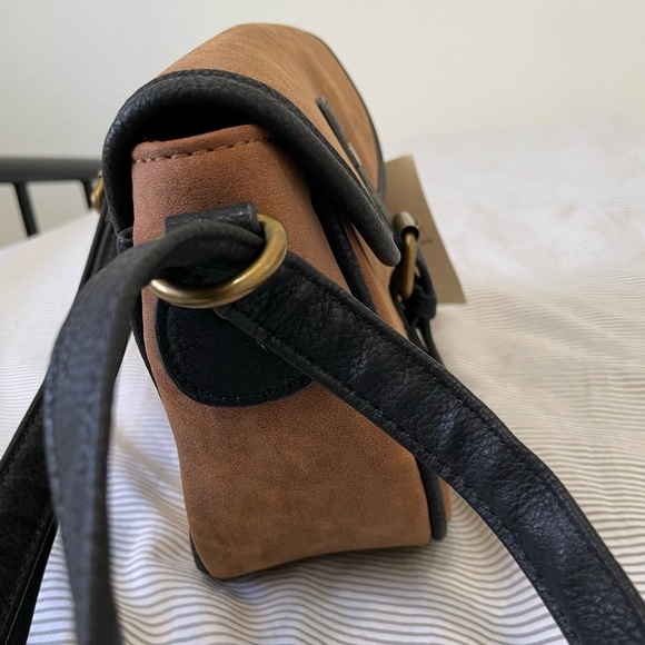 G.H. Bass & Co. Brown and Black Shoulder Bag - Picture 5 of 9